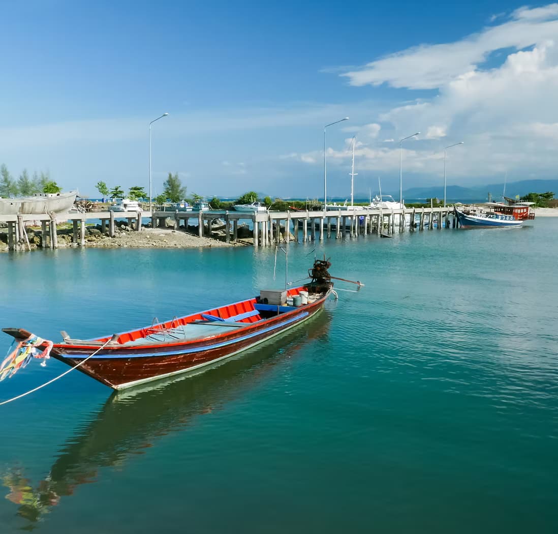 Koh Phangan Boat.jpg